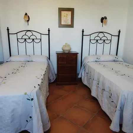 Casa Antonia Nyaraló *
